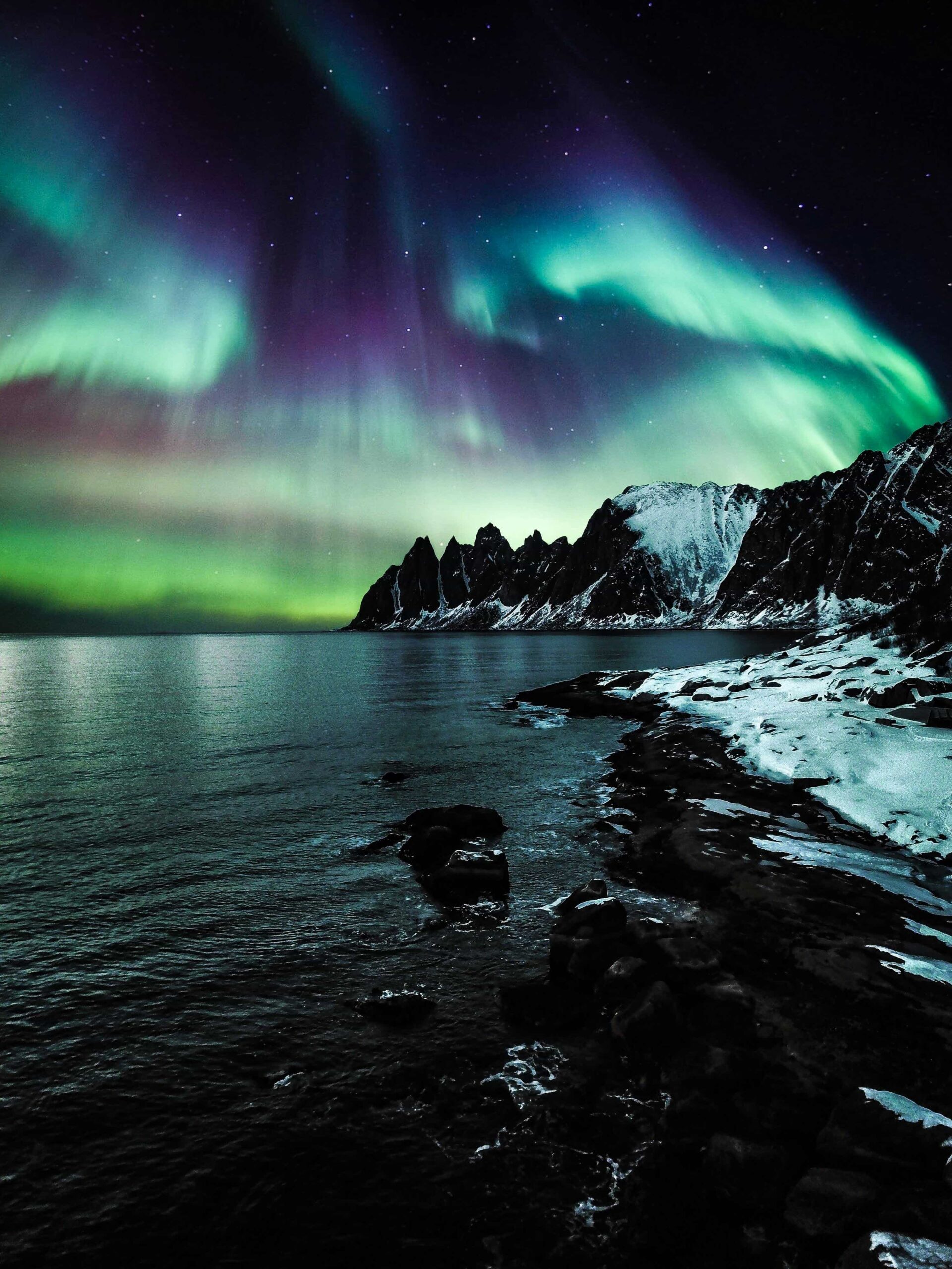 Read more about the article A Guide to Planning Your Northern Lights Adventure in Norway